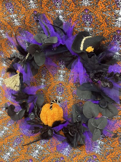 halloween wreath view