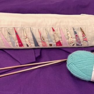 Twist pleat knitting needle bag